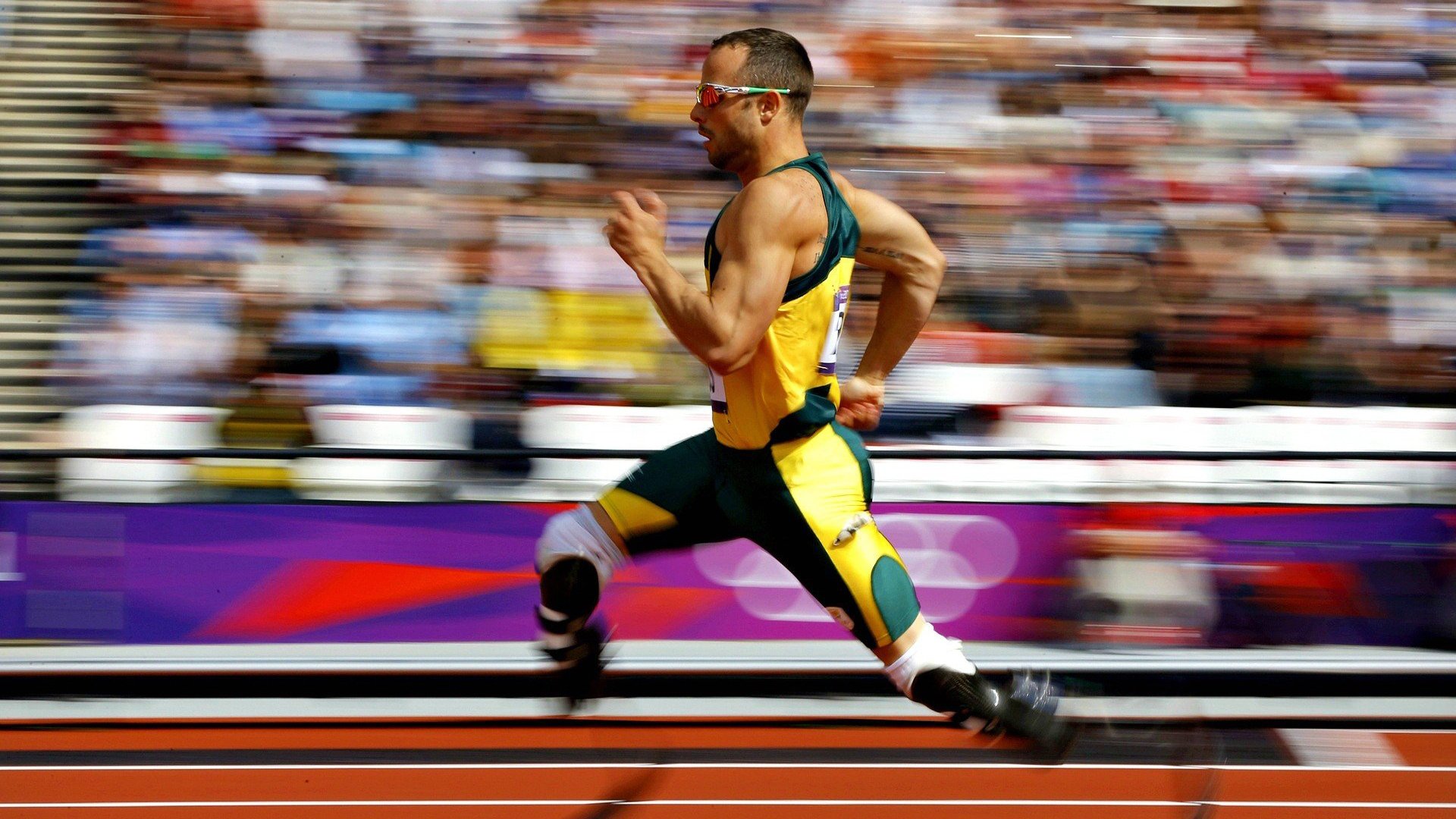 塞内加尔队前锋马丁内斯在巴黎奥运会上表现出色，马丁内斯踢什么位置